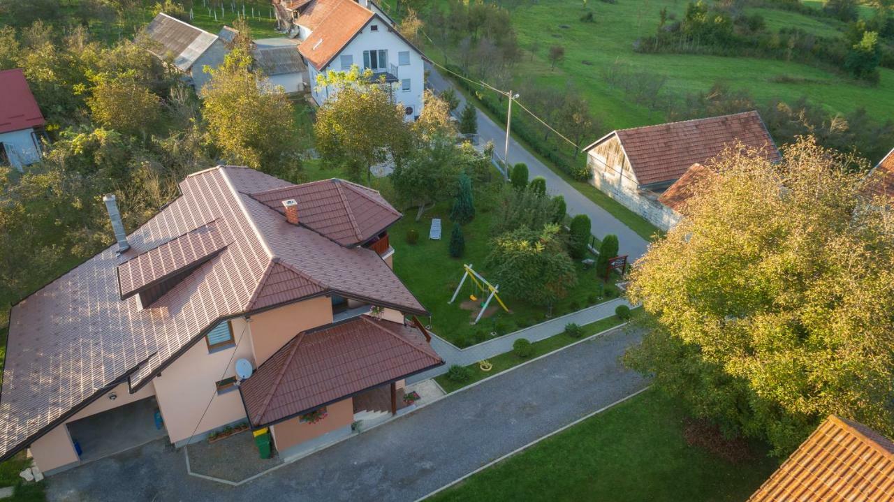 Apartment Ivan & Iva Gornji Vaganac Εξωτερικό φωτογραφία