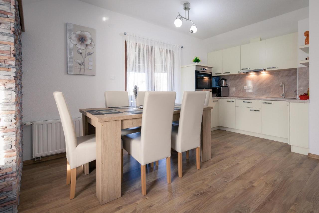 Apartment Ivan & Iva Gornji Vaganac Εξωτερικό φωτογραφία
